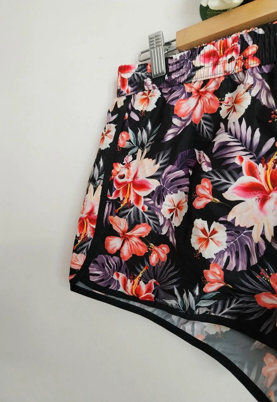 Bañador negro con flores tropicales Calzedonia Talla 42 – photo 4